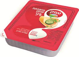 גבינה צהובה 9% 400 גרם-תנובה